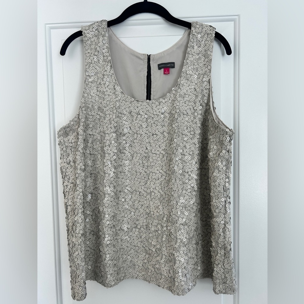 Vince Camuto shimmer tank top
Size Large
